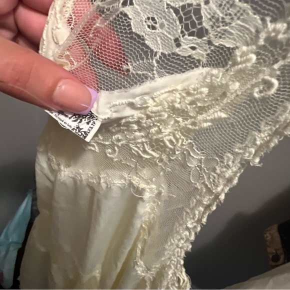 Free people slip - Picture 6 of 6